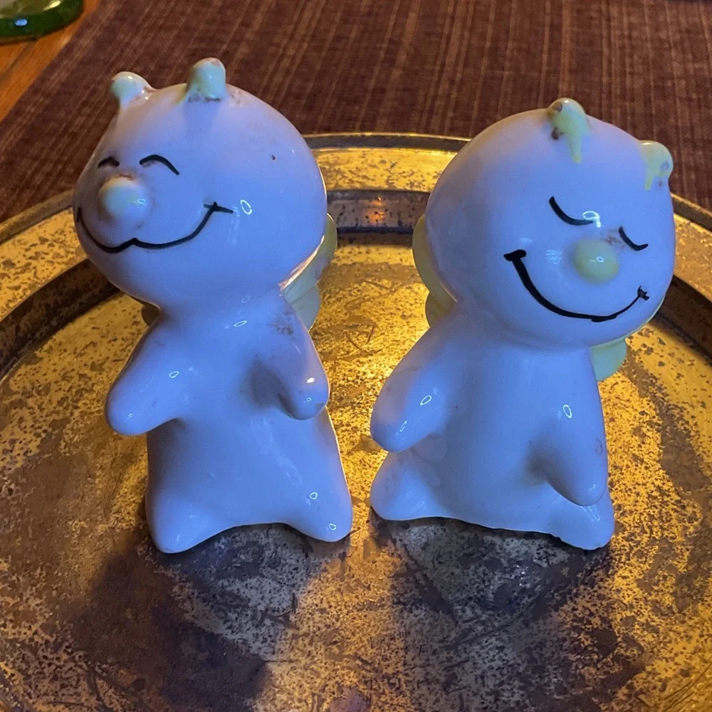 Cute Ceramic Angel Figurines salt and pepper shakers.
